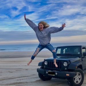 Meet your Posher, Ashley